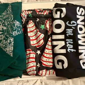 126- bundle of 3 winter themed items